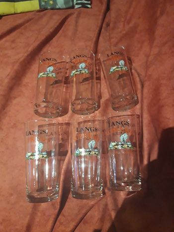 Lot 4 verres whisky