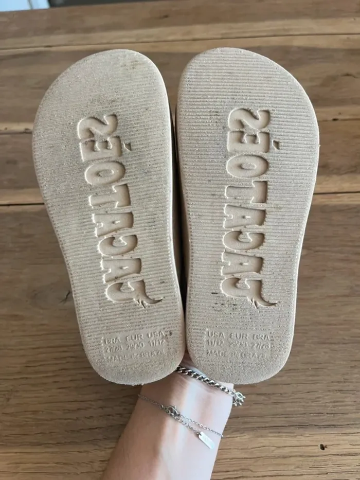 Claquettes beiges/dorées à paillettes Cacatoès - photo numéro 5