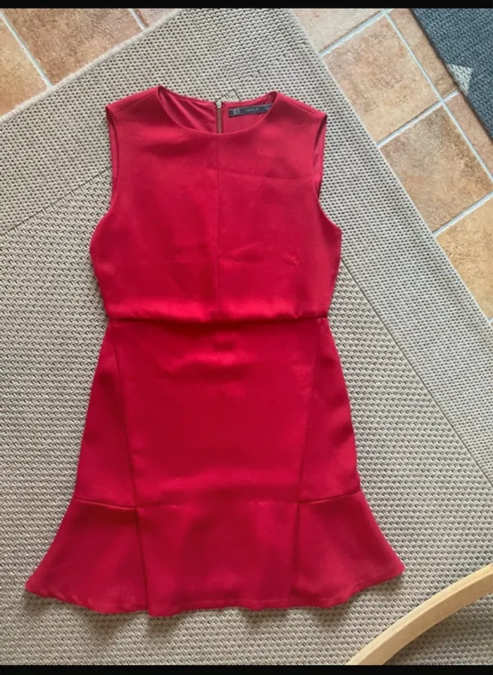 Robe courte rouge