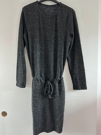 Robe avec ceinture et poches Taille S