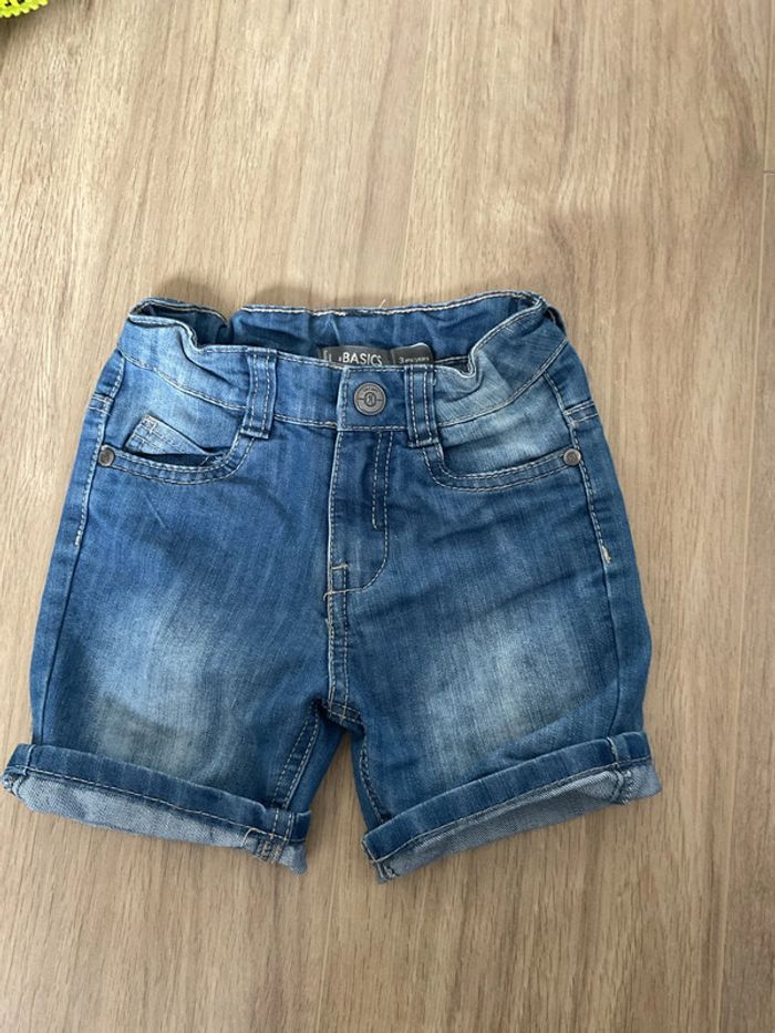 Short jean