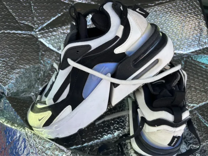 Nike Air Max Furyosa DH0531‑002 – T. 39 (Black / Summit White)