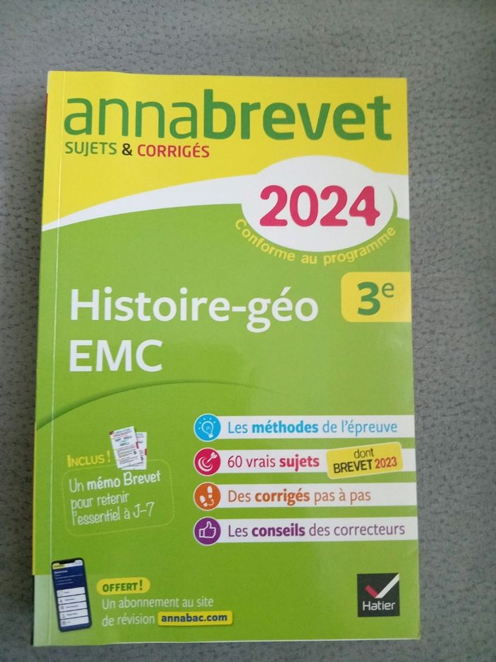 Lot de 5 manuels 4 annales de brevet + 1 livre avec les fiches détachables - photo numéro 9