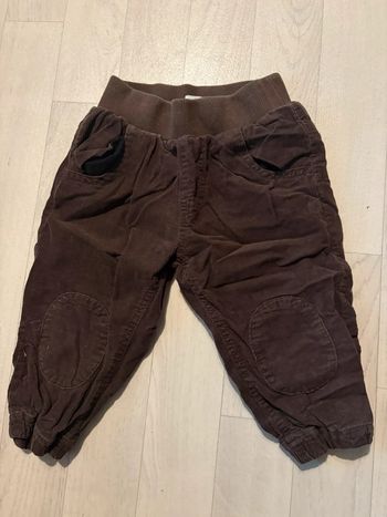 Pantalon marron en velours 12 mois kimbaloo tres bon état