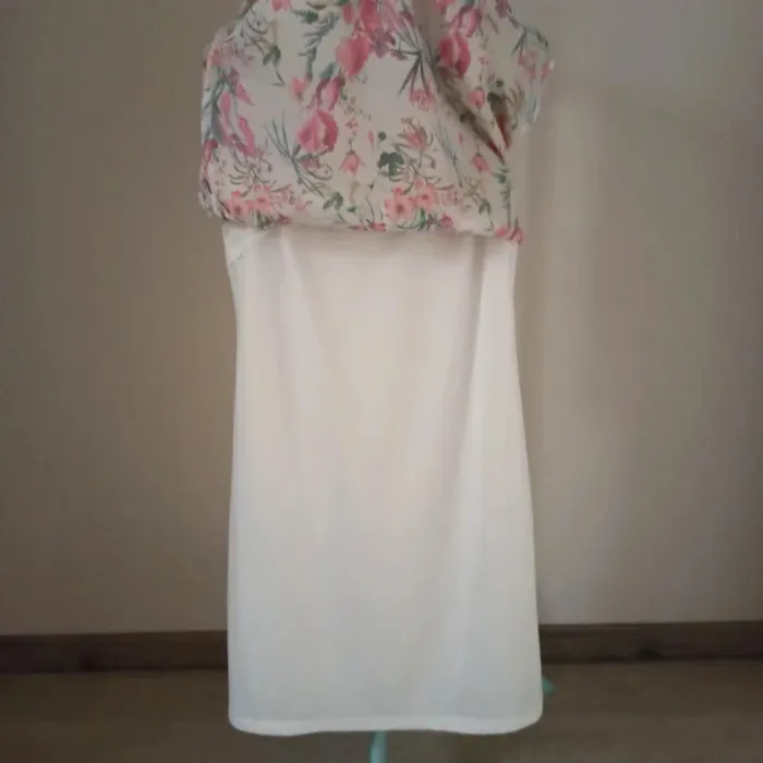 Robe Armand Thierry taille 42 neuve - photo numéro 6