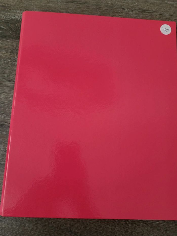 Classeur A4 4 anneaux fuchsia