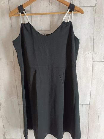 Robe d'été patineuse noire