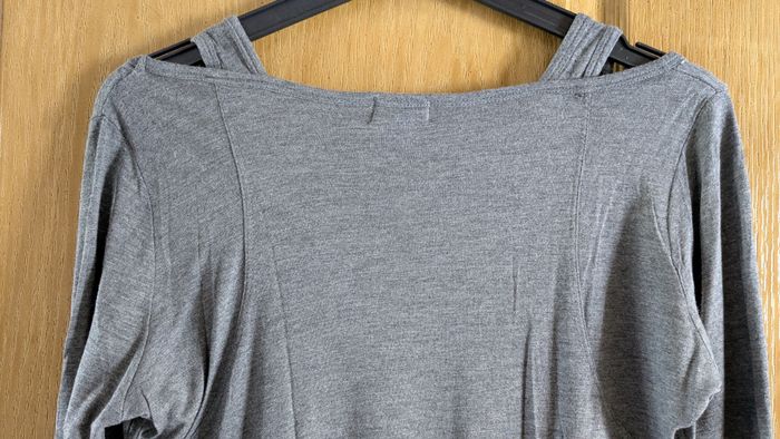 Tee-shirt "fantaisie" à manches longues. - photo numéro 6