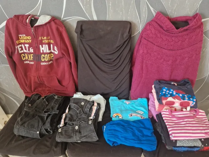 Lot vêtements filles (12A)