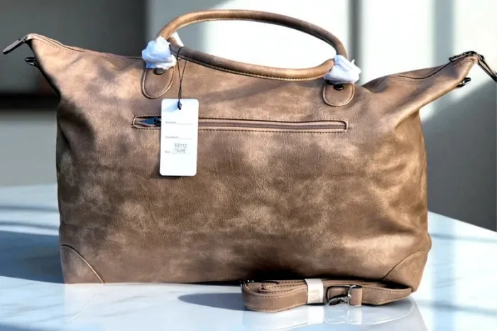 Sac de voyage taupe neuf - photo numéro 3