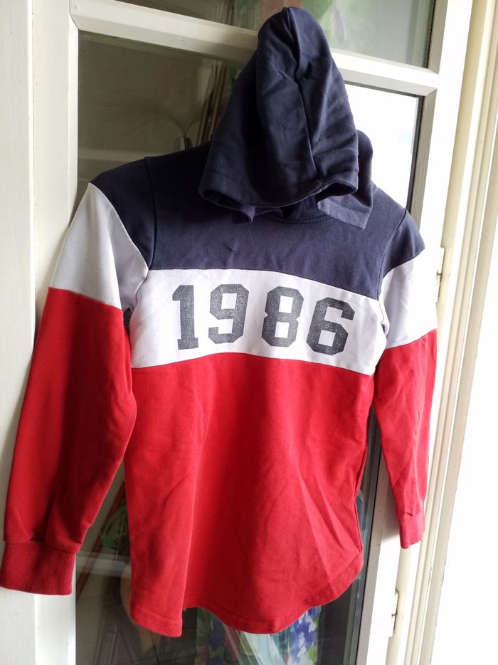 Sweat a capuche garçon âge 8 ans - photo numéro 2