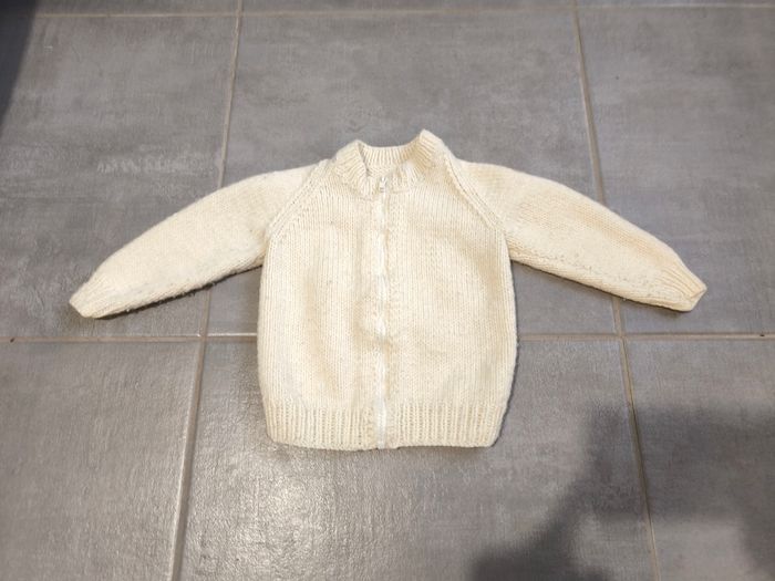 Veste en laine bébé