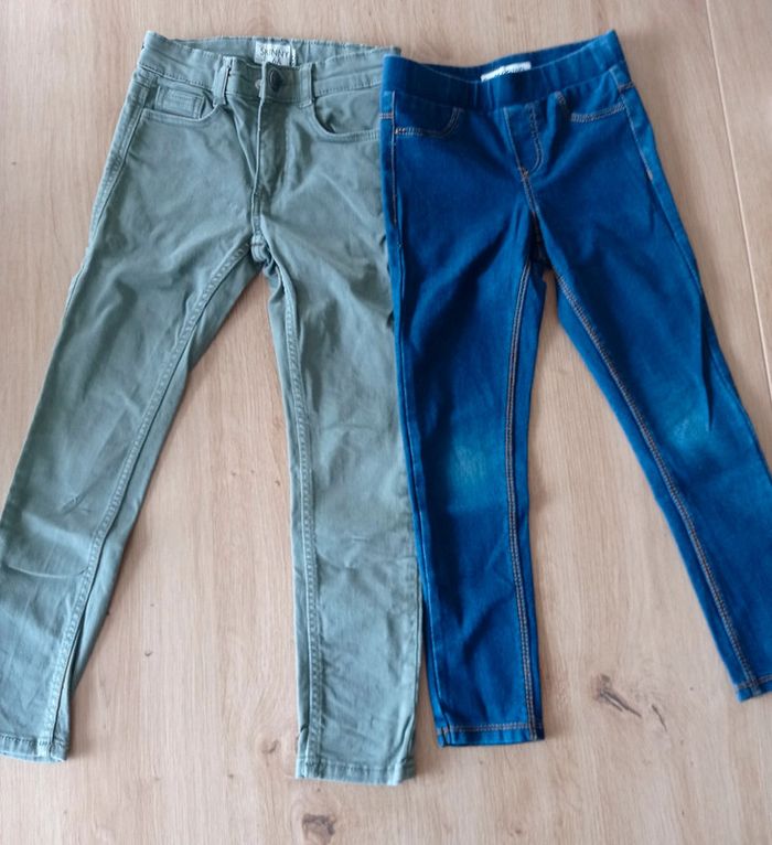 Lot 2 pantalons 6 ans