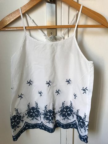 Débardeur blanc broderies bleu marine Primark T.S TBE