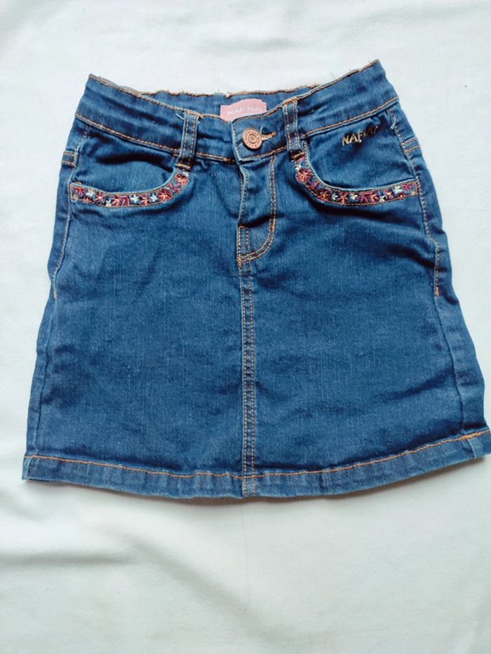 Jupe droite en jean et broderies 6 ans