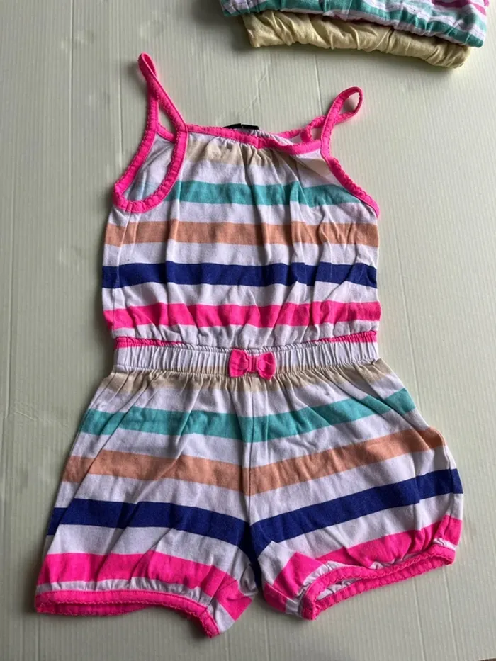 Combinaison short 4 ans - photo numéro 4