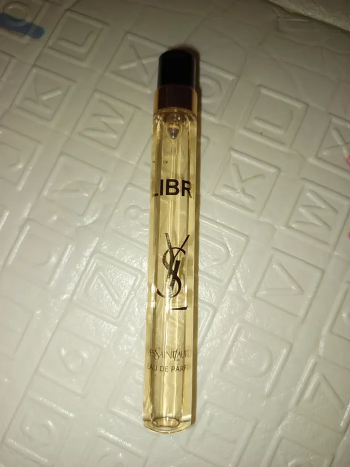 Parfum libre Yves saint Laurent 10ml authentique