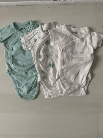 Lot bodie manche courte