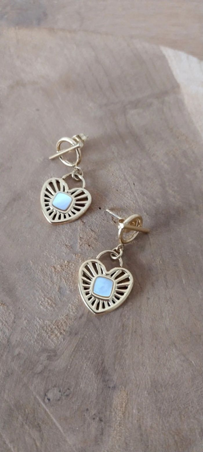 Boucles d'oreilles Bohm coeur nacre