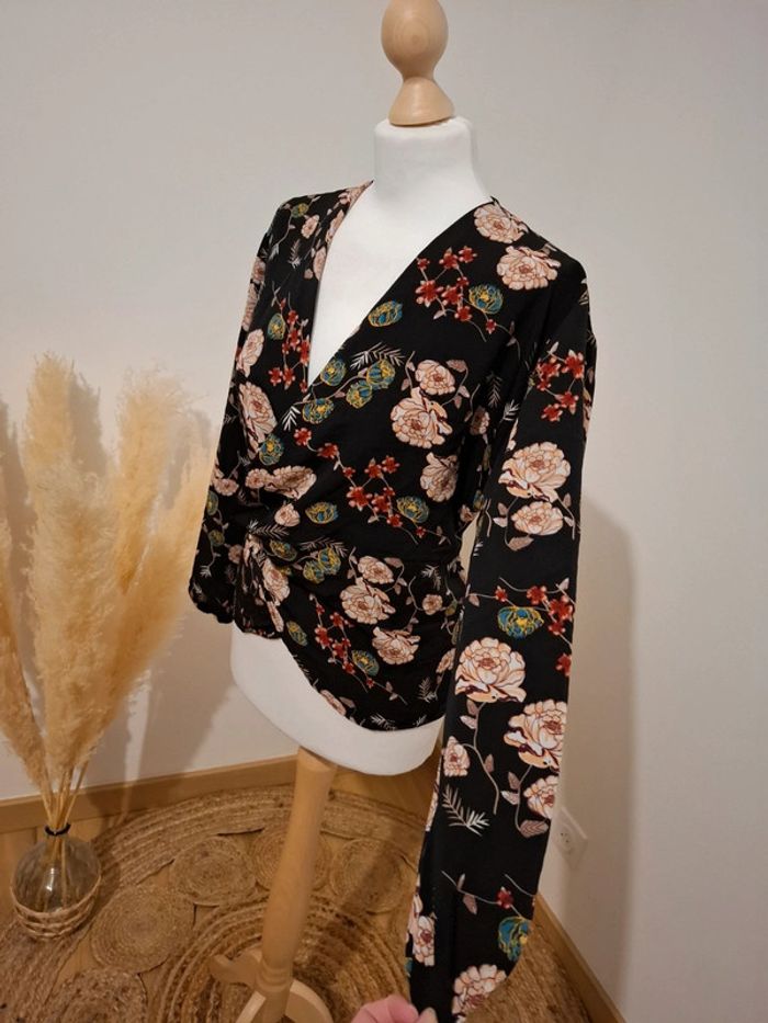 Blouse noire portefeuille Fleurie Anna karel taille S 36 - photo numéro 9