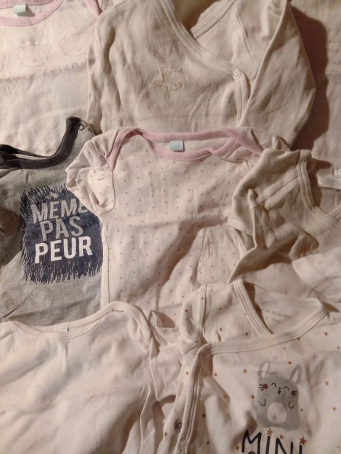 Lot de 9 bodies fille - photo numéro 6
