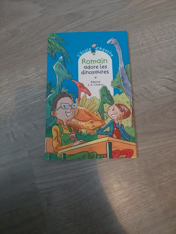 Romain adore les dinosaures