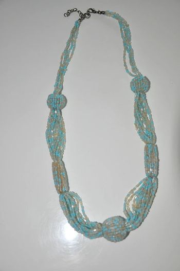 Joli collier de perles