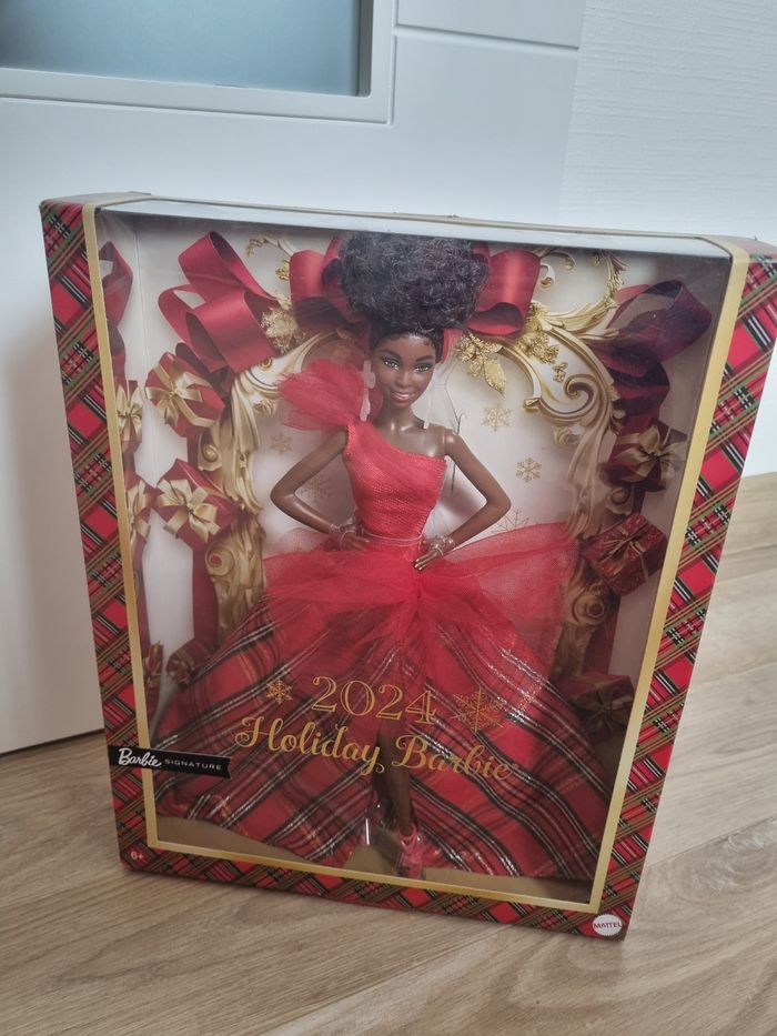 Poupée barbie noel 2024