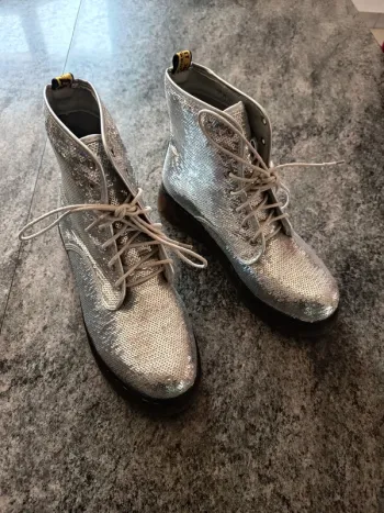 Bottines argenté pointure 38 belle women