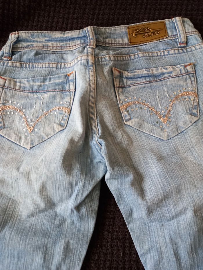 Pantacourt jeans avec motifs T : 36 - photo numéro 5