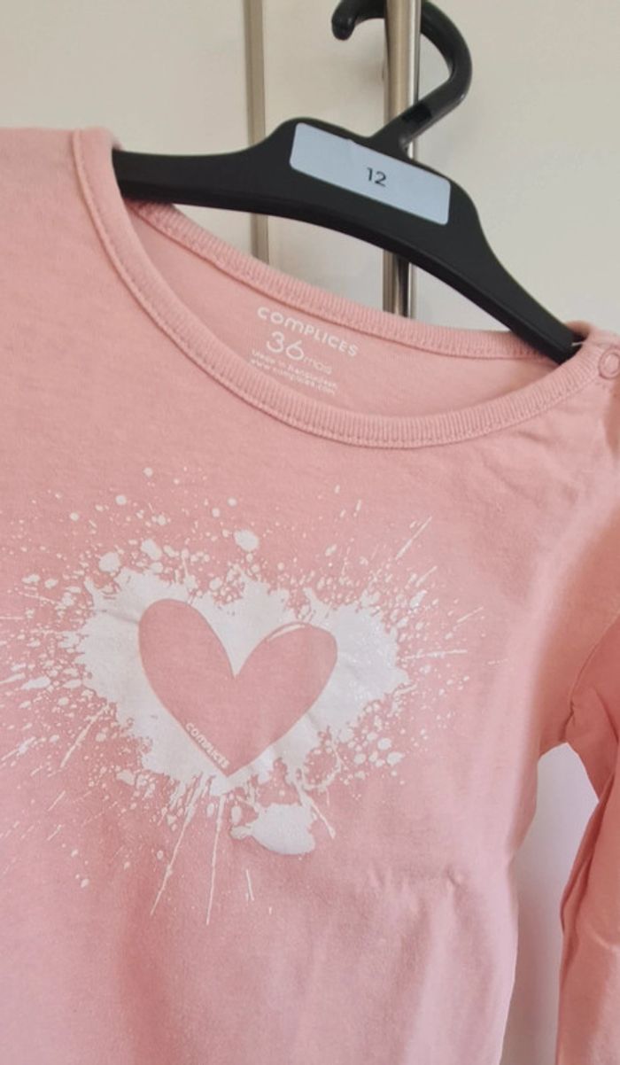 ● 36 mois ● Tee-shirt - photo numéro 3