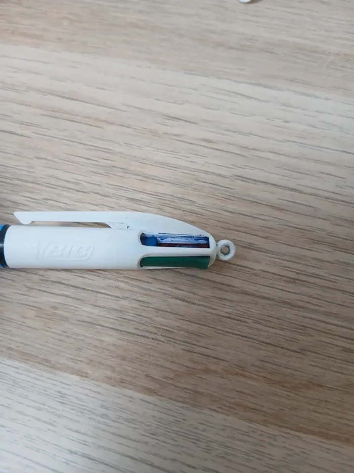 Lot stylos en très bon état - photo numéro 6