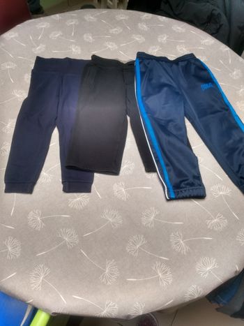 Lot 3 pantalons confortables 92
