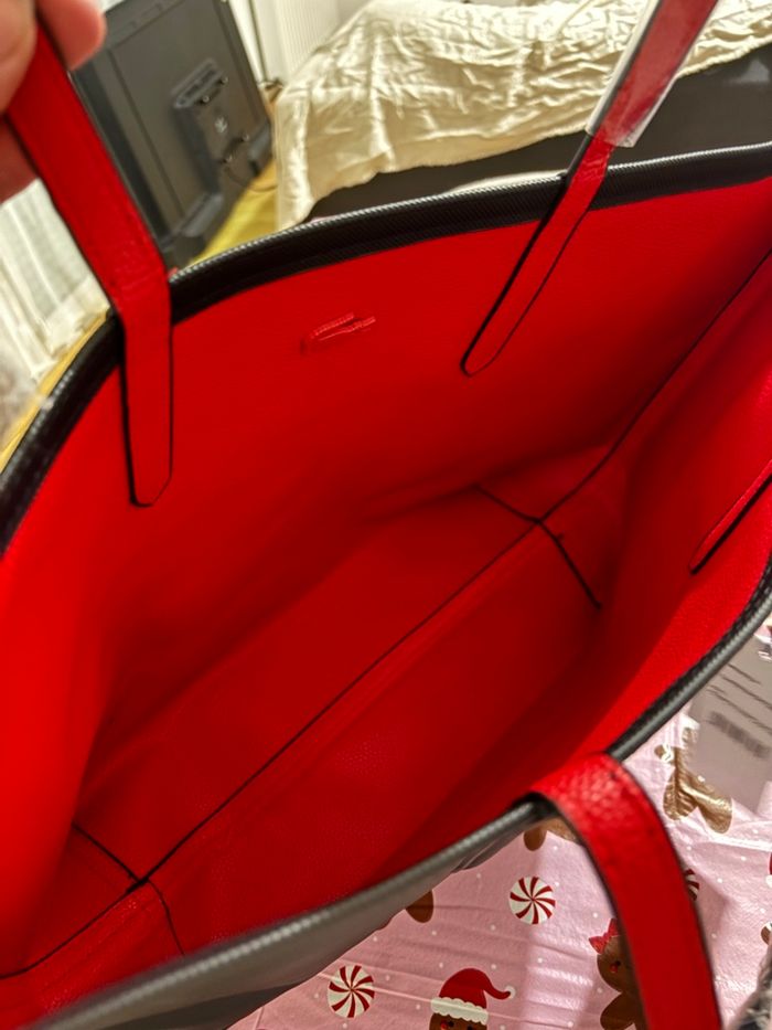 ✨ Superbe Sac Lacoste + Pochette – Neufs ✨ - photo numéro 4