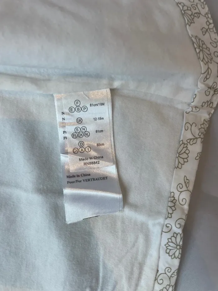 Robe/ combinaison pour bébé - photo numéro 6