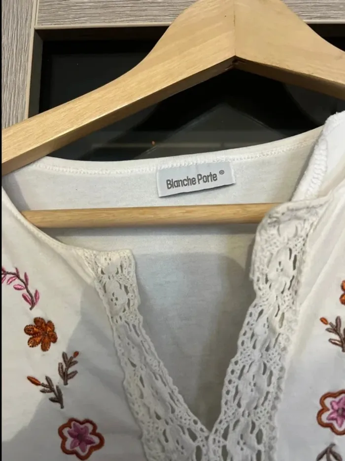 Haut 100% coton - blanche porte - taille 38/40 - photo numéro 2