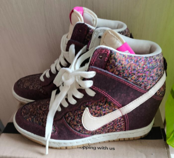 Nike compensée taille 35,5