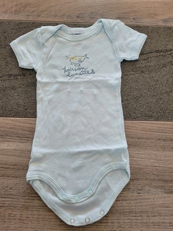 Bodie manches courtes- petit bateau 6 mois