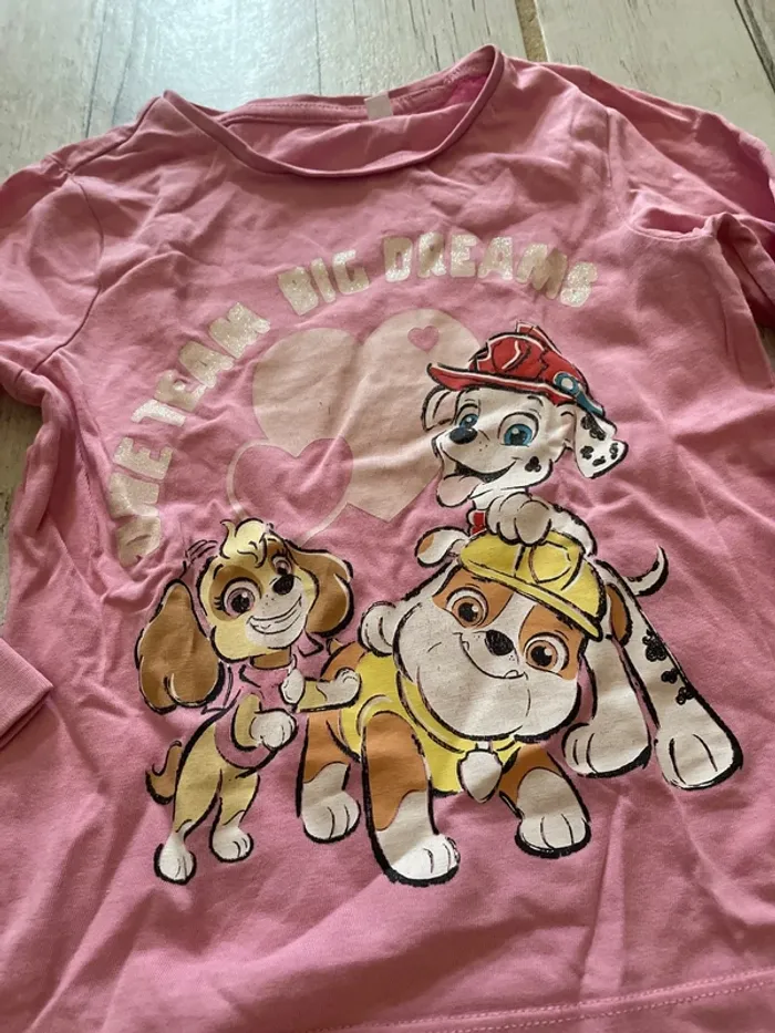 Très joli pyjama léger fille 4 ans - photo numéro 3