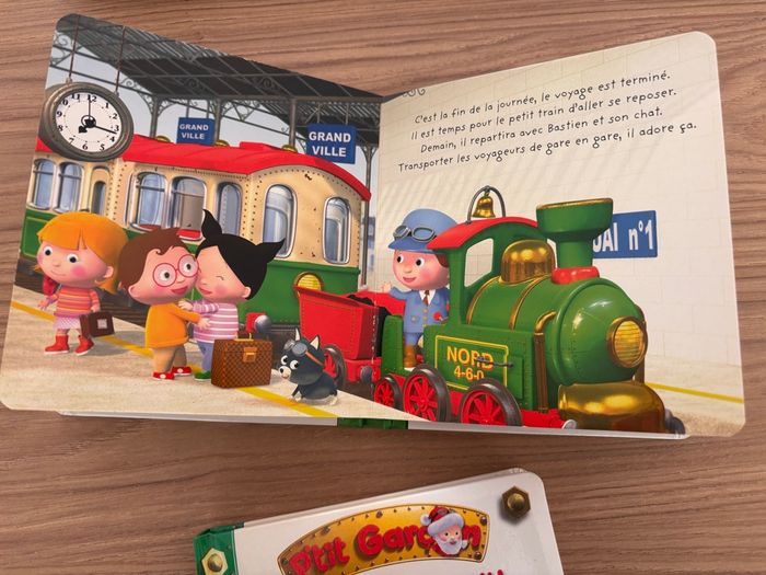 P’tit Garçon - lot 2 livres - Le traîneau de Noël et le train de Bastien - photo numéro 2