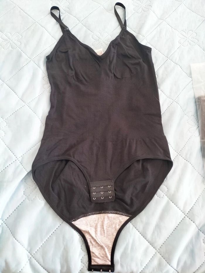 Body noir sculptant XL