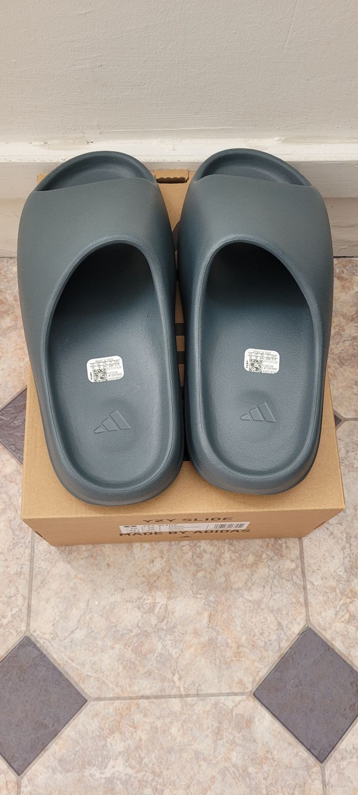 Adidas Yeezy Slide Slate Marine 44.5 - photo numéro 6