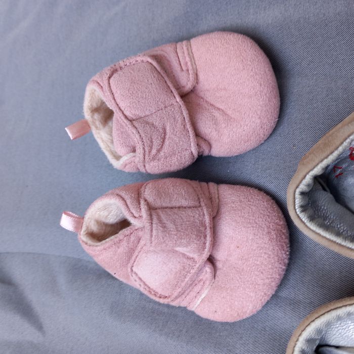 Lot de chaussures taille 17 - photo numéro 3