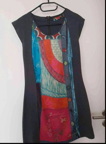 Robe desigual  taille 38