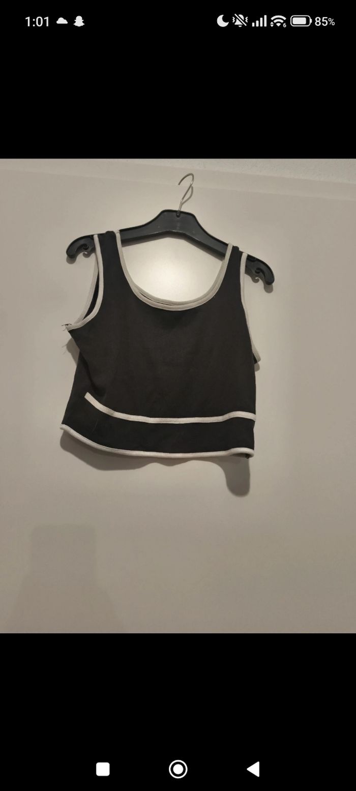 Tops courts - photo numéro 2