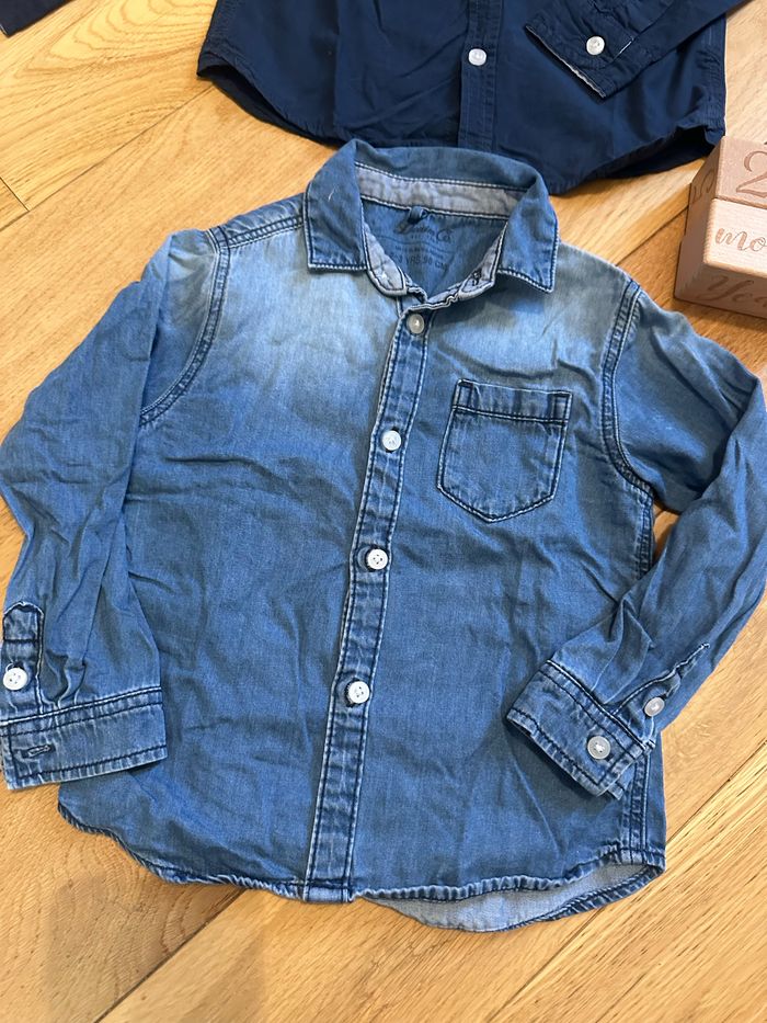 Lot de 2 Chemises garçon 24/36 mois jean et bleu marine - photo numéro 2