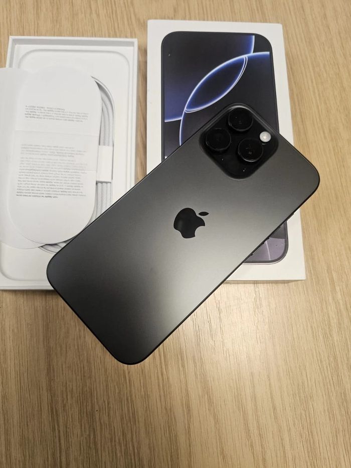 Iphone 16 pro max - photo numéro 4