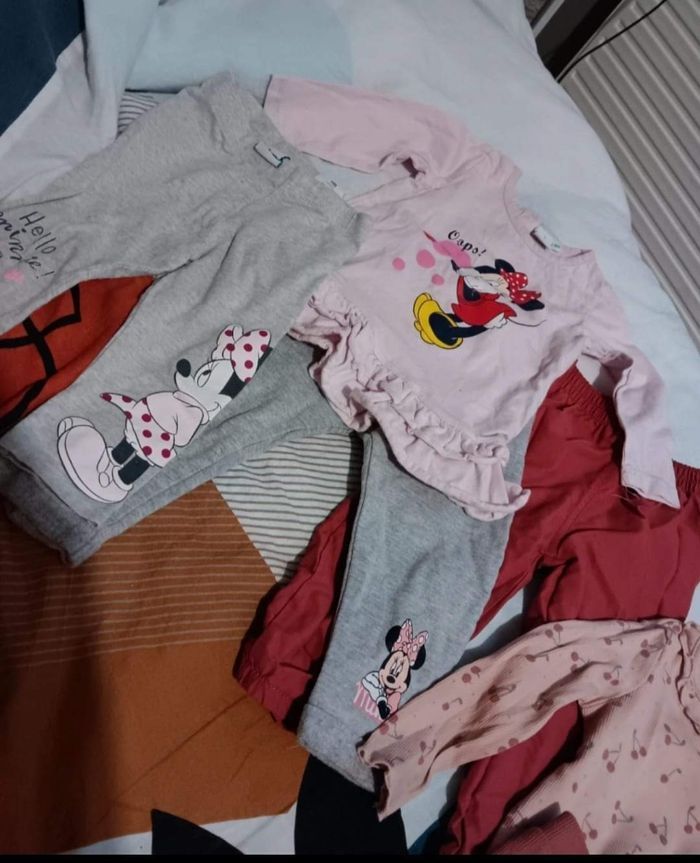 Lots VĂȘtements fille 18mois đž