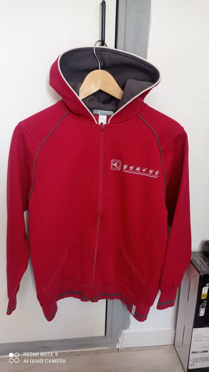 Veste sweat à capuche Domyos rouge intérieur polaire 12 ans - photo numéro 2