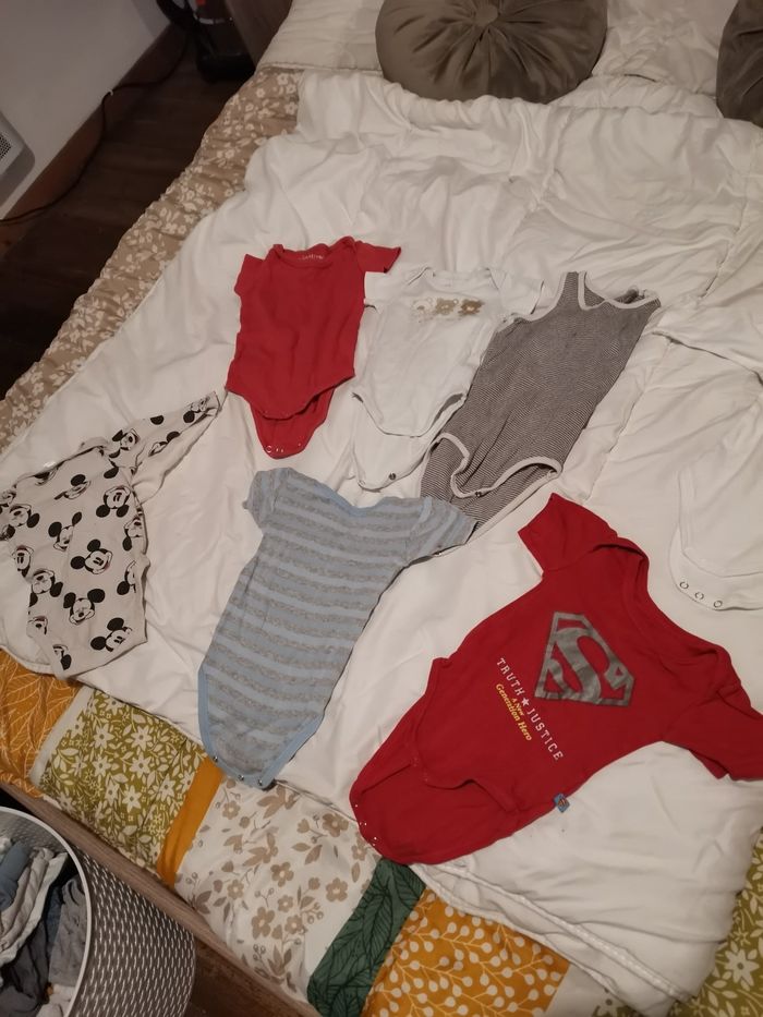 Vêtements bébé 3mois - photo numéro 2